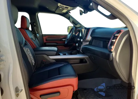 2025 Ram 1500 Rebel White из США, поврежденный, VIN 1C6SRFLP7SN574537